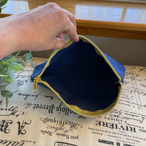 Navy Blue & Gold “Bride Tribe” Cosmetic Bag/Emergency Wedding Kit - Picture 7 of 8